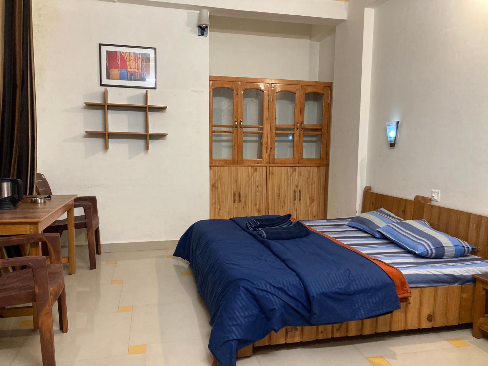 Oasis Guest House Bhagsu D'Shala ダラムシャーラー エクステリア 写真